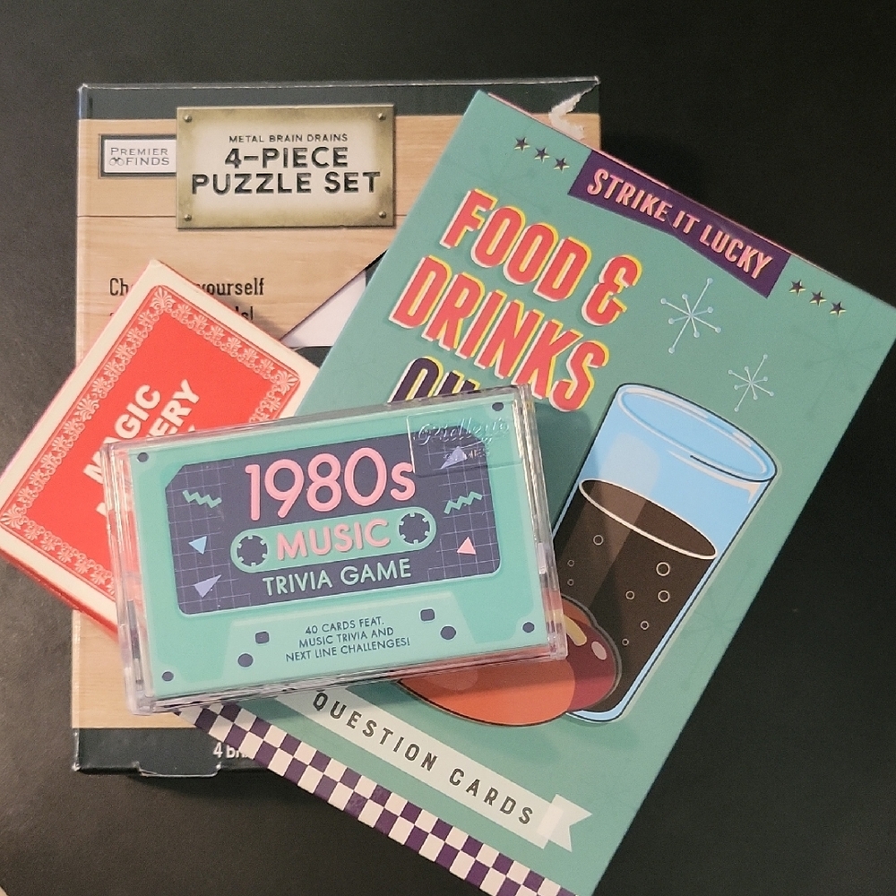 Puzzle & Trivia Games Set